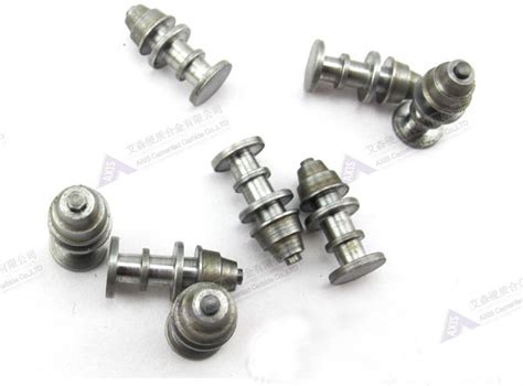 tungsten carbide tire studs